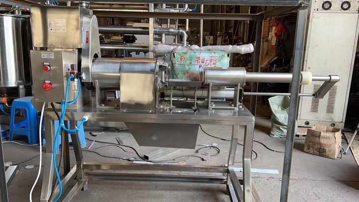 China Pineapple Peeling Coring Machine high quality