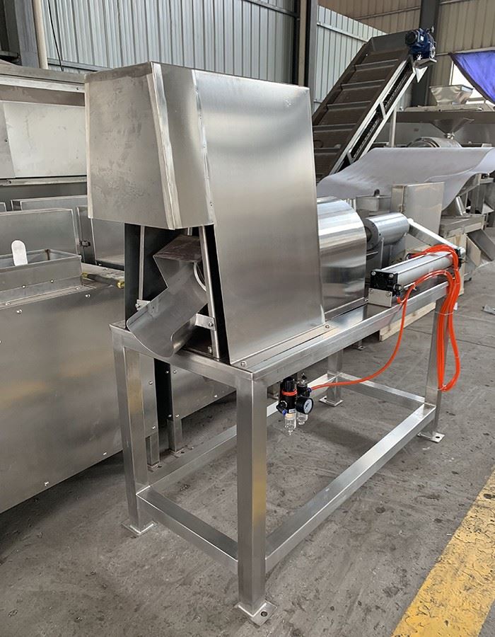 China Pineapple Peeling Coring Machine factory